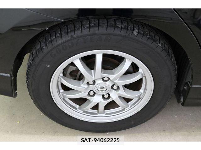 Toyota PRIUS ALPHA 2012-08 7393690-4