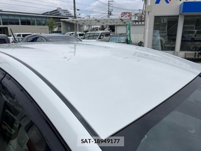 Toyota PRIUS ALPHA 2014-02 7393691-5
