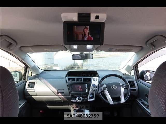 Toyota PRIUS ALPHA 2012-05 7457025-9