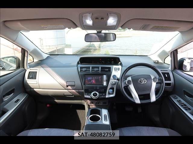 Toyota PRIUS ALPHA 2012-05 7457025-8