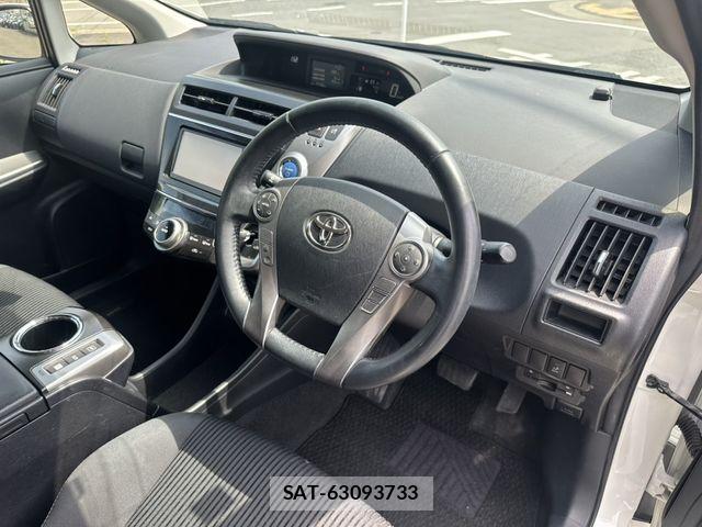 Toyota PRIUS ALPHA 2015-11 7457015-24