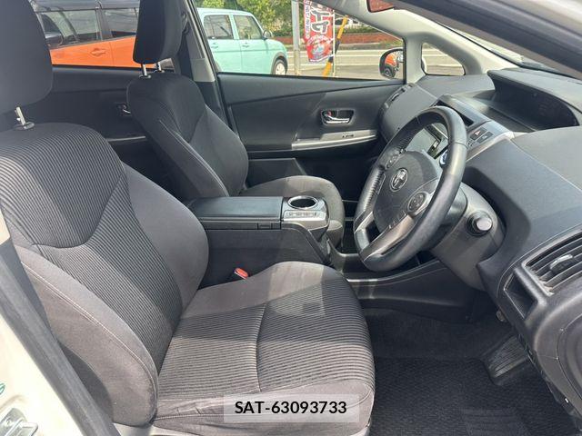 Toyota PRIUS ALPHA 2015-11 7457015-25