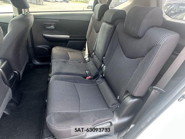 Toyota PRIUS ALPHA 2015-11 7457015-4