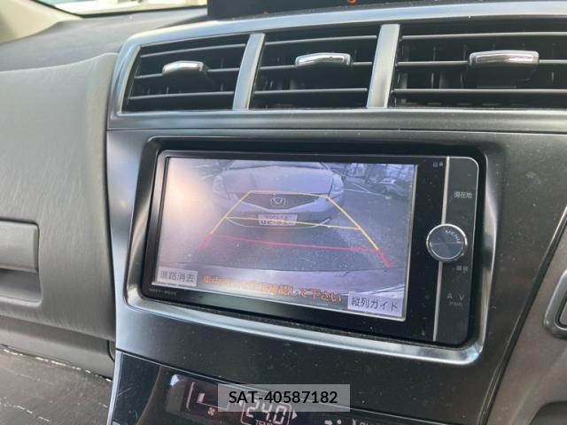 Toyota PRIUS ALPHA 2013-12 7457041-20