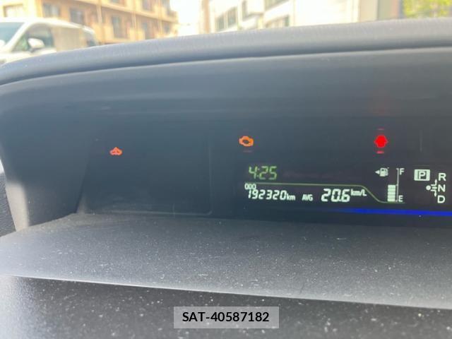 Toyota PRIUS ALPHA 2013-12 7457041-24
