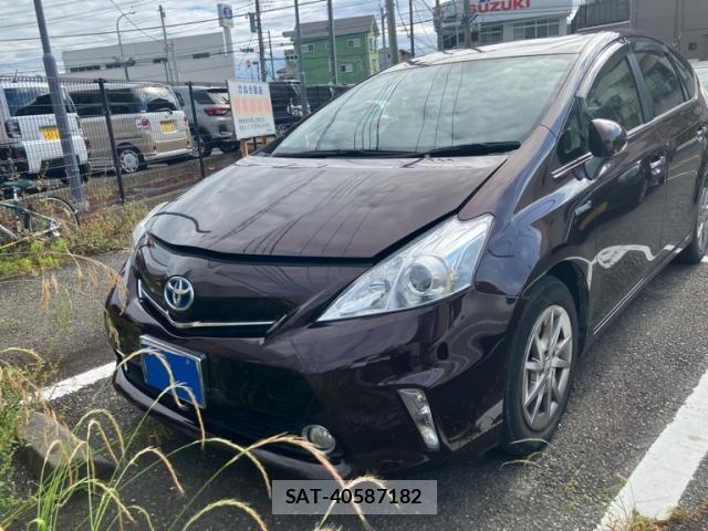 Toyota PRIUS ALPHA 2013-12 7457041-2