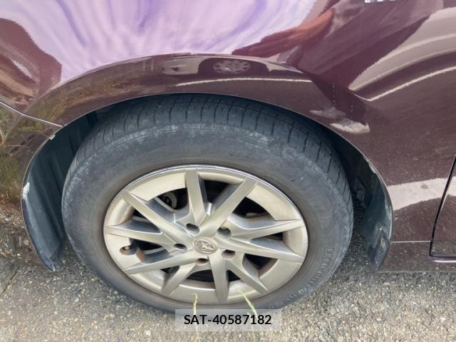 Toyota PRIUS ALPHA 2013-12 7457041-8