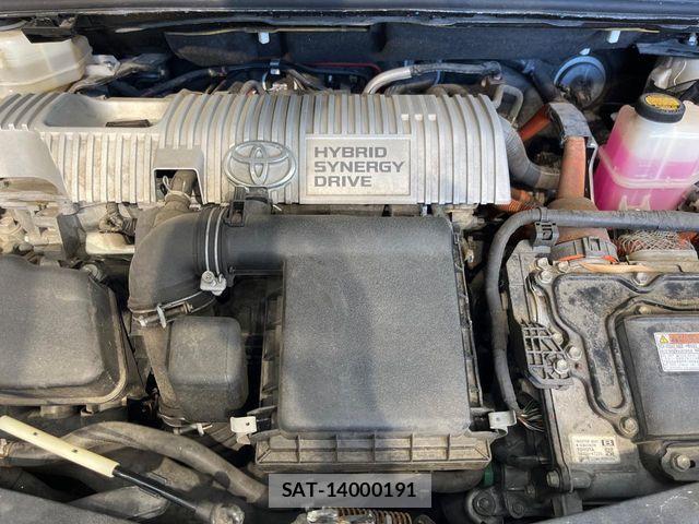 Toyota PRIUS ALPHA 2012-11 7457024-18