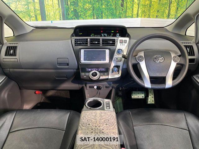 Toyota PRIUS ALPHA 2012-11 7457024-1