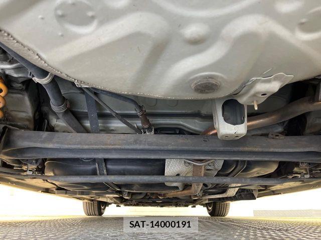 Toyota PRIUS ALPHA 2012-11 7457024-19