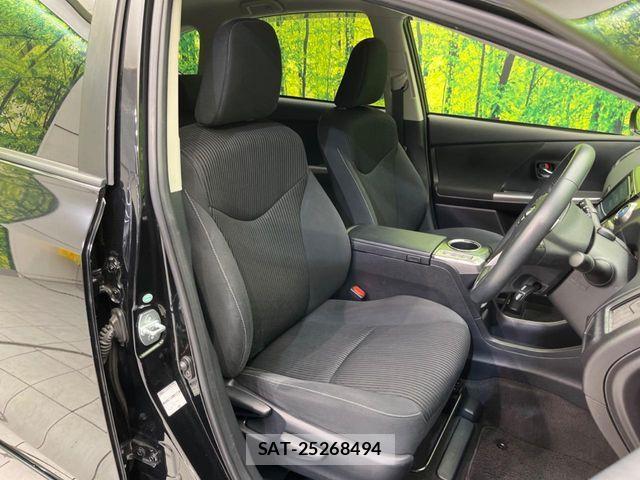 Toyota PRIUS ALPHA 2018-08 7457004-7
