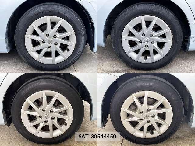 Toyota PRIUS ALPHA 2013-12 7457026-3