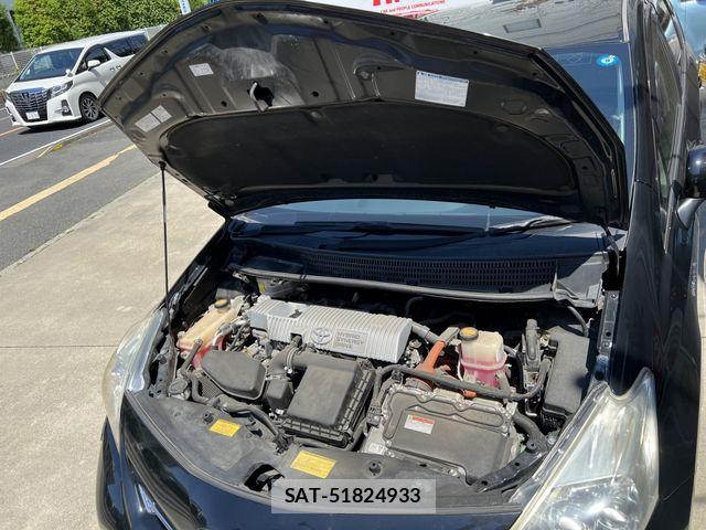 Toyota PRIUS ALPHA 2012-12 7457018-9