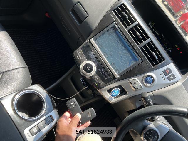 Toyota PRIUS ALPHA 2012-12 7457018-15