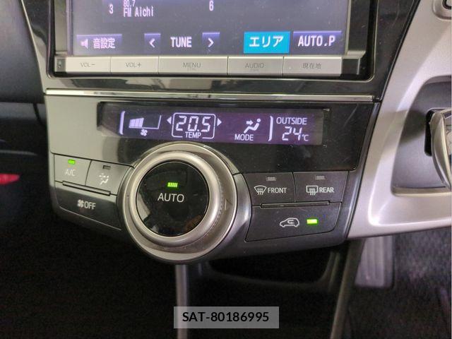 Toyota PRIUS ALPHA 2015-05 7457016-11