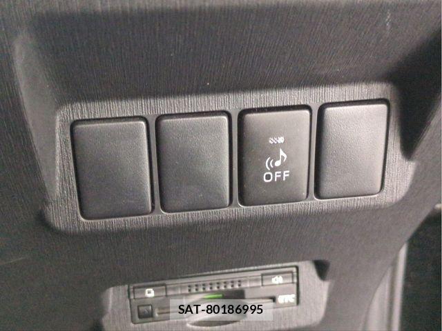 Toyota PRIUS ALPHA 2015-05 7457016-13