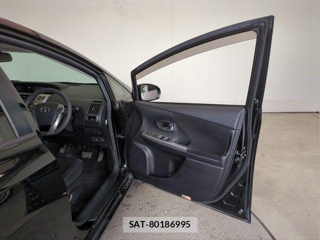Toyota PRIUS ALPHA 2015-05 7457016-29