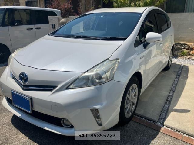 Toyota PRIUS ALPHA 2012-03 7457039-0