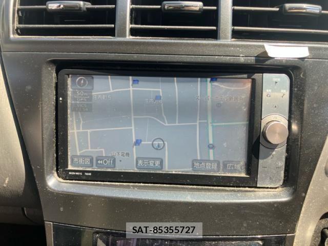 Toyota PRIUS ALPHA 2012-03 7457039-12