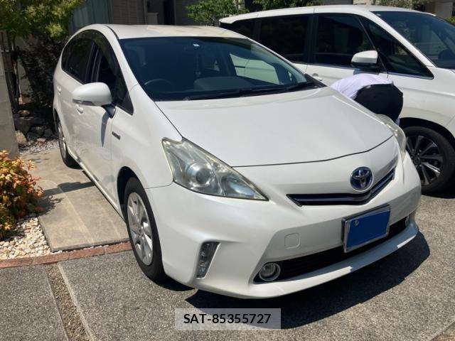Toyota PRIUS ALPHA 2012-03 7457039-1