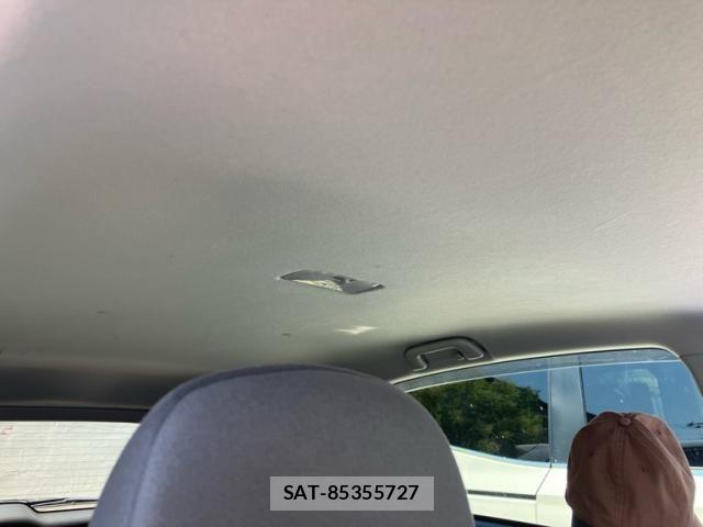 Toyota PRIUS ALPHA 2012-03 7457039-22