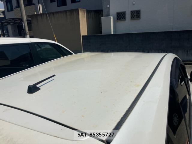 Toyota PRIUS ALPHA 2012-03 7457039-6