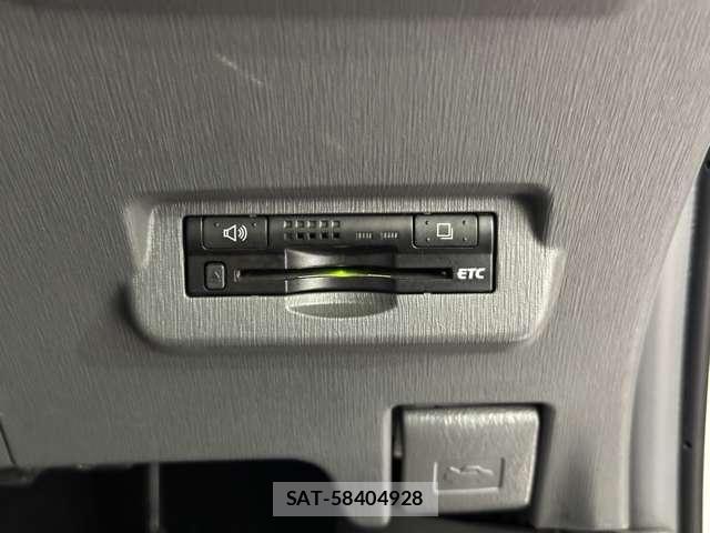 Toyota PRIUS ALPHA 2011-12 7457019-13