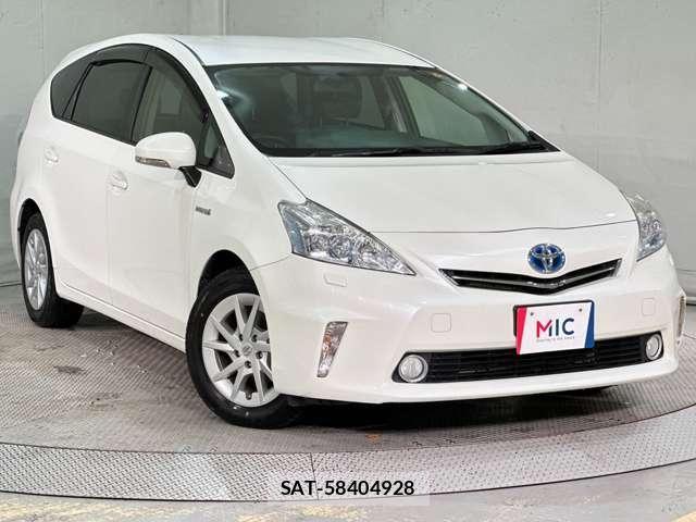Toyota PRIUS ALPHA 2011-12 7457019-1
