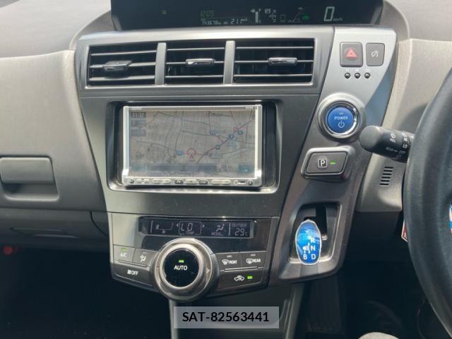 Toyota PRIUS ALPHA 2013-11 7457028-18