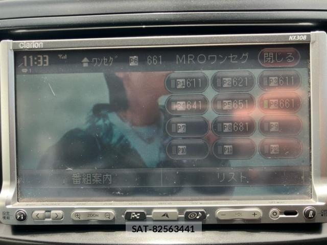 Toyota PRIUS ALPHA 2013-11 7457028-22