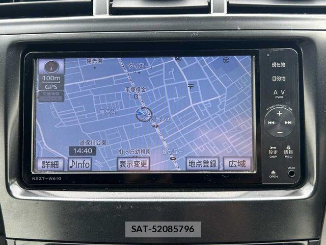Toyota PRIUS ALPHA 2011-12 7457027-3