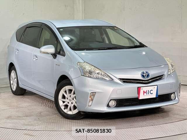 Toyota PRIUS ALPHA 2013-07 7457020-1