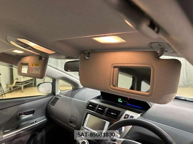 Toyota PRIUS ALPHA 2013-07 7457020-27