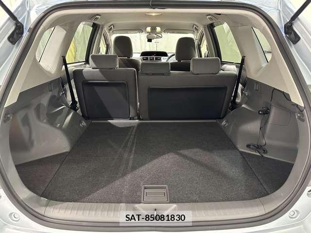 Toyota PRIUS ALPHA 2013-07 7457020-28