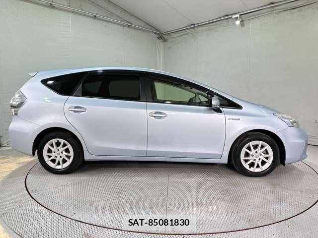 Toyota PRIUS ALPHA 2013-07 7457020-3
