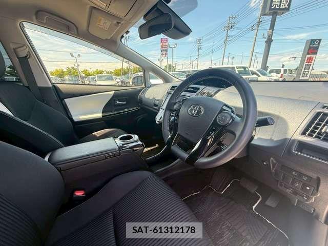 Toyota PRIUS ALPHA 2018-06 7509752-10