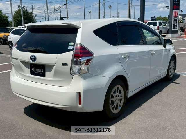 Toyota PRIUS ALPHA 2018-06 7509752-18