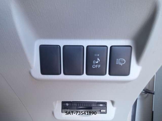 Toyota PRIUS ALPHA 2013-02 7502381-13