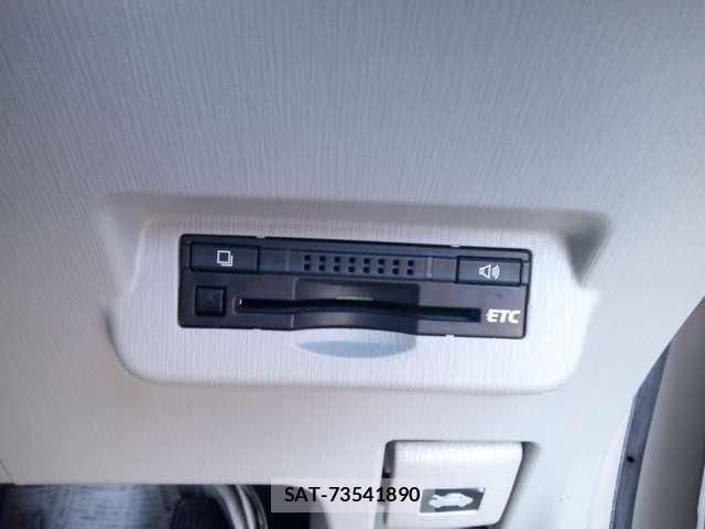 Toyota PRIUS ALPHA 2013-02 7502381-14