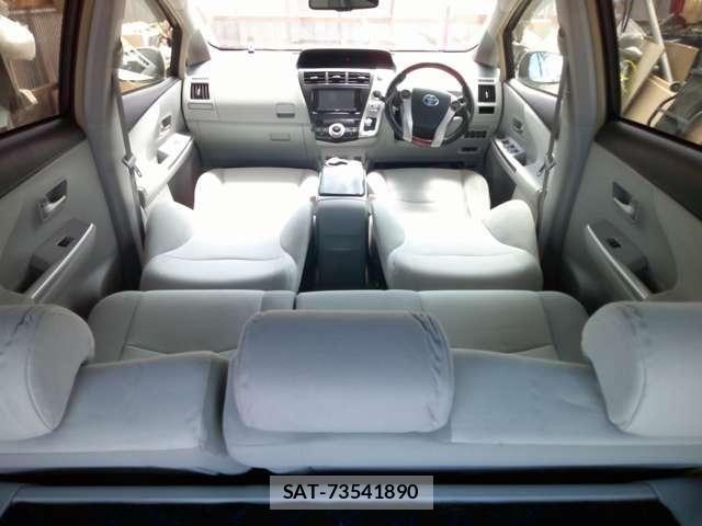 Toyota PRIUS ALPHA 2013-02 7502381-19