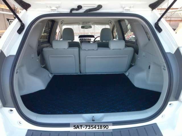 Toyota PRIUS ALPHA 2013-02 7502381-20