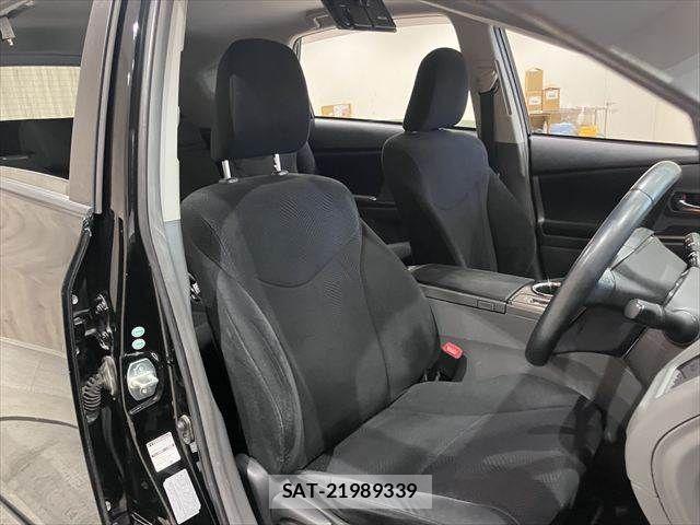 Toyota PRIUS ALPHA 2014-12 7502379-7
