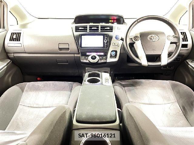 Toyota PRIUS ALPHA 2012-09 7509755-1