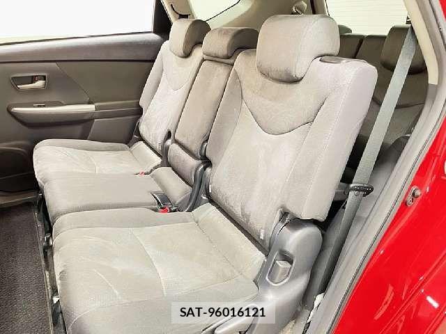 Toyota PRIUS ALPHA 2012-09 7509755-3