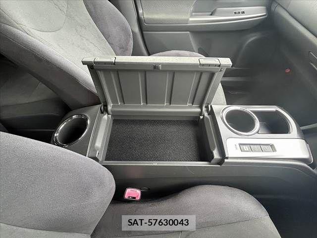 Toyota PRIUS ALPHA 2013-02 7502378-23