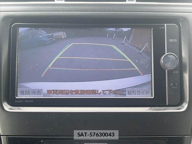 Toyota PRIUS ALPHA 2013-02 7502378-4