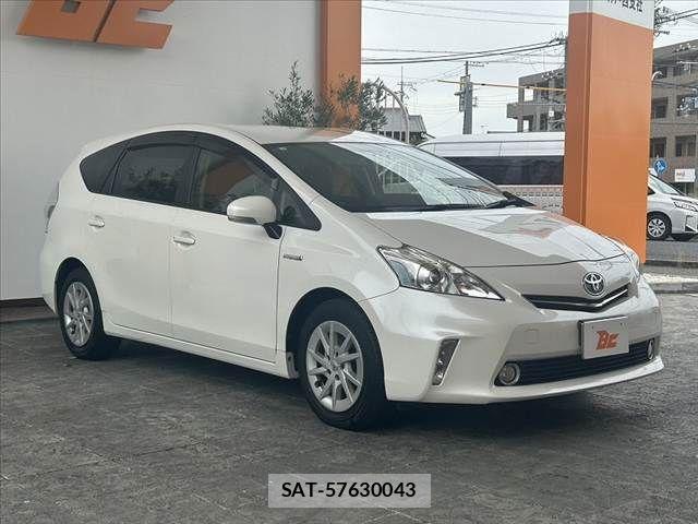 Toyota PRIUS ALPHA 2013-02 7502378-7
