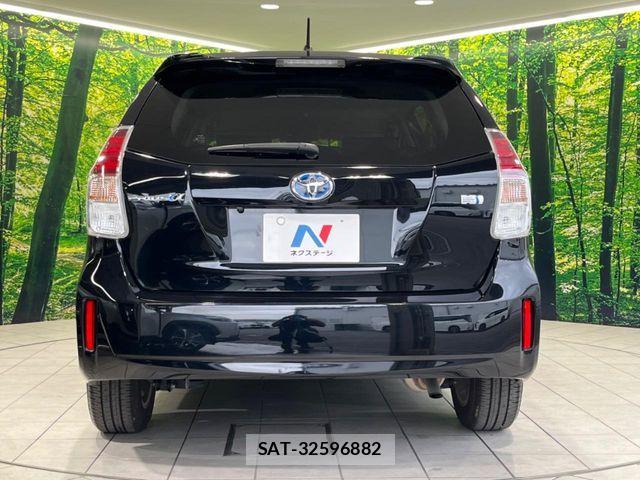 Toyota PRIUS ALPHA 2020-02 7502369-15
