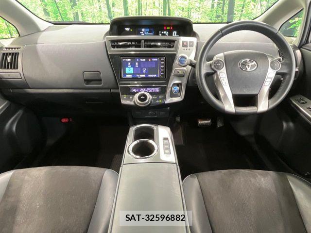 Toyota PRIUS ALPHA 2020-02 7502369-1
