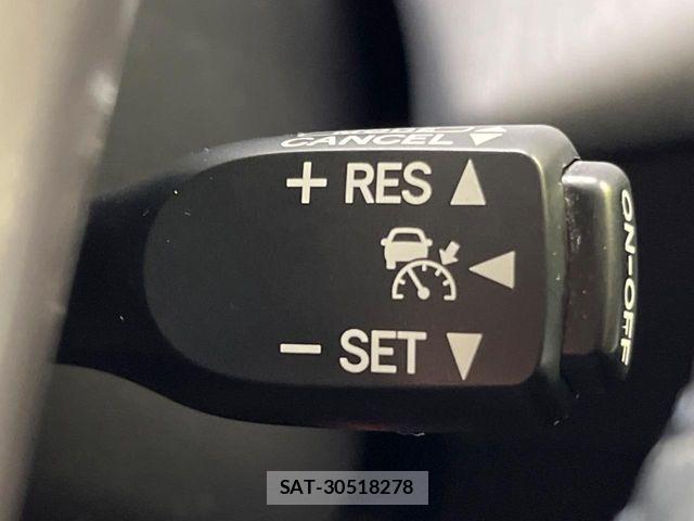 Toyota PRIUS ALPHA 2015-09 7502376-6